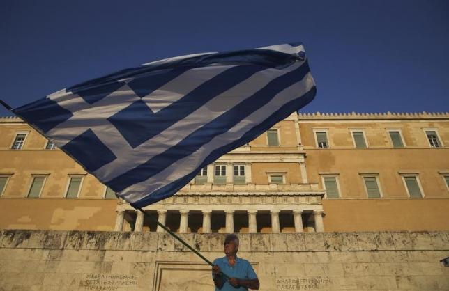 Гърция предложи увеличение на данъците и намаление на пенсии и заплати