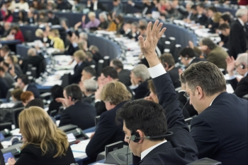 Европарламентът отново призовава за реформа на корпоративното данъчно облагане